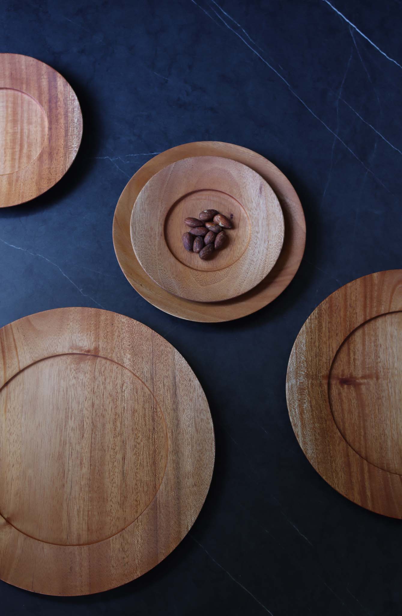Essential Mahogany Plate 5P Set
